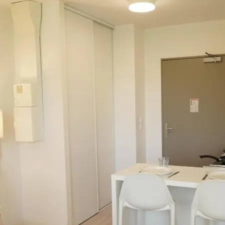 Apparteo Lägenhetshotell 3*