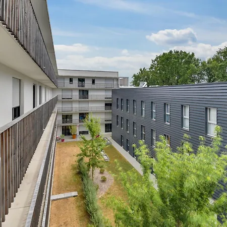 Apparteo Lägenhetshotell 3*